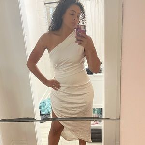 Elliatt Cassini dress size L